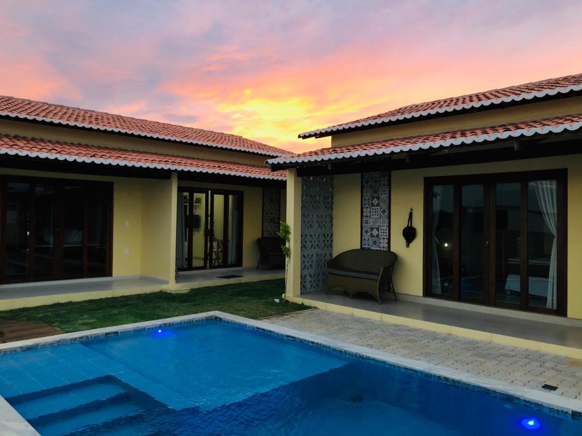 Polinesia Lodge Touros